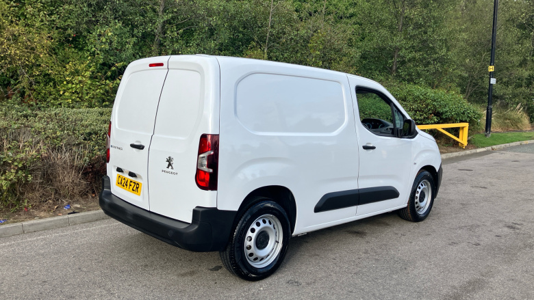 Peugeot Partner E-Standard 800 100kW 50kWh Professional Premium + Van Auto